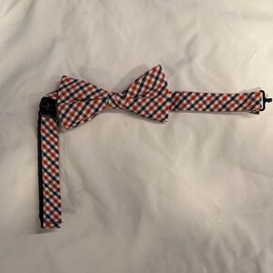 Croft & Barrow Multicolor Plaid Bow Tie